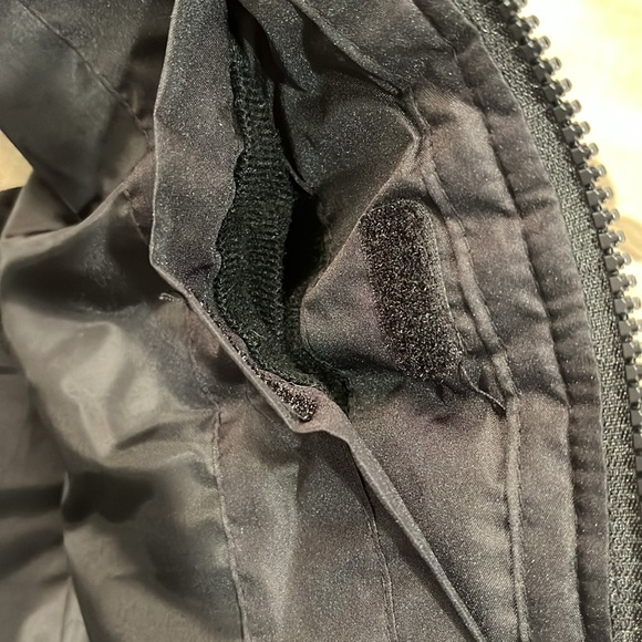 Reebok Men's Black Puffer Vest/NWT/XL - Picture 14 of 16